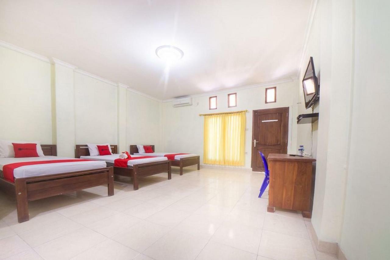 Reddoorz Near Nusa Cendana University Kupang  Exterior photo