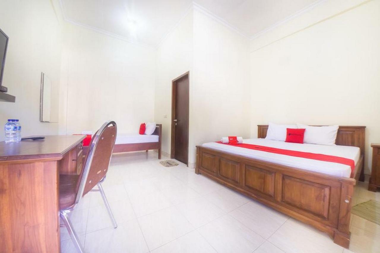 Reddoorz Near Nusa Cendana University Kupang  Exterior photo